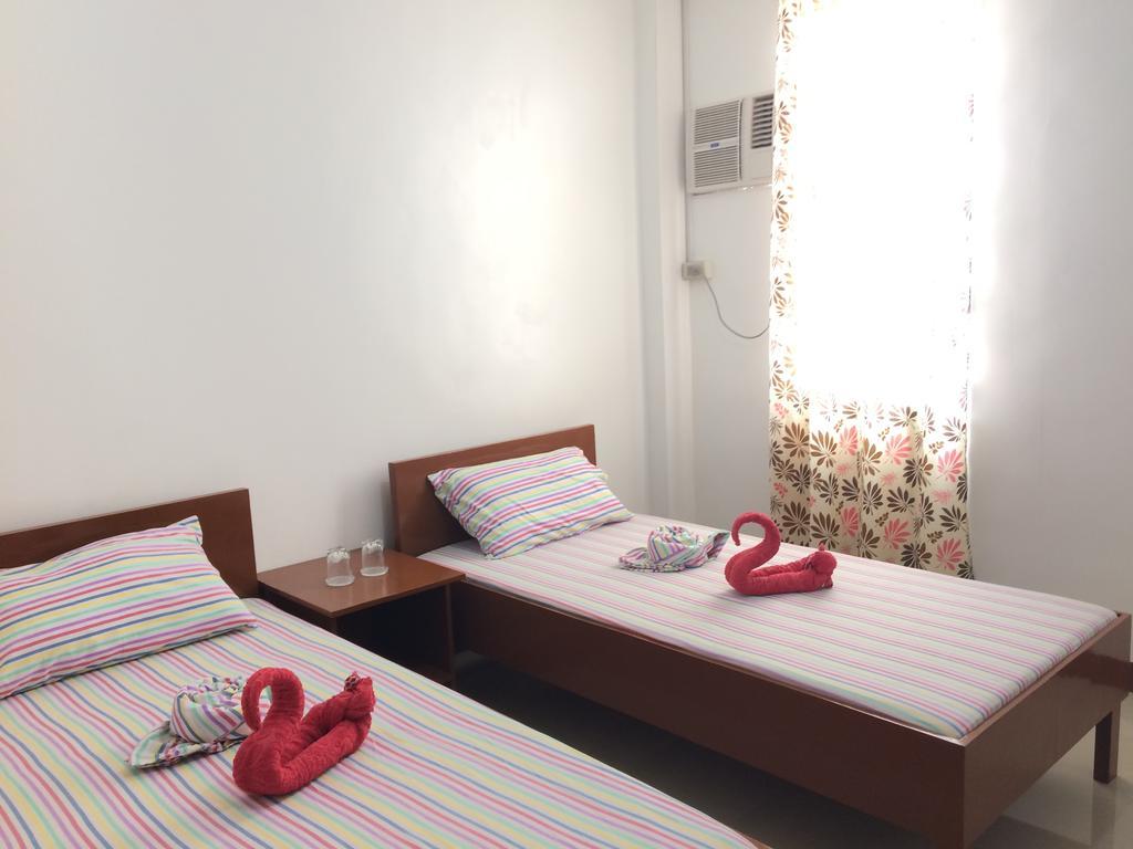 Brielles Travellers Inn Ταγκμπιλαράν Εξωτερικό φωτογραφία