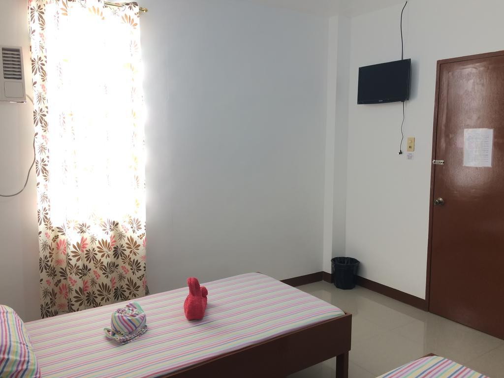 Brielles Travellers Inn Ταγκμπιλαράν Εξωτερικό φωτογραφία