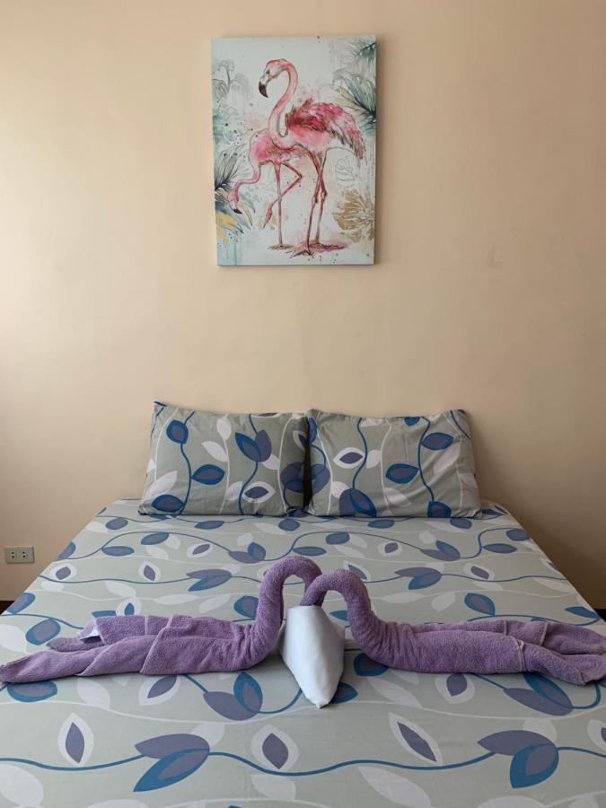 Brielles Travellers Inn Ταγκμπιλαράν Εξωτερικό φωτογραφία