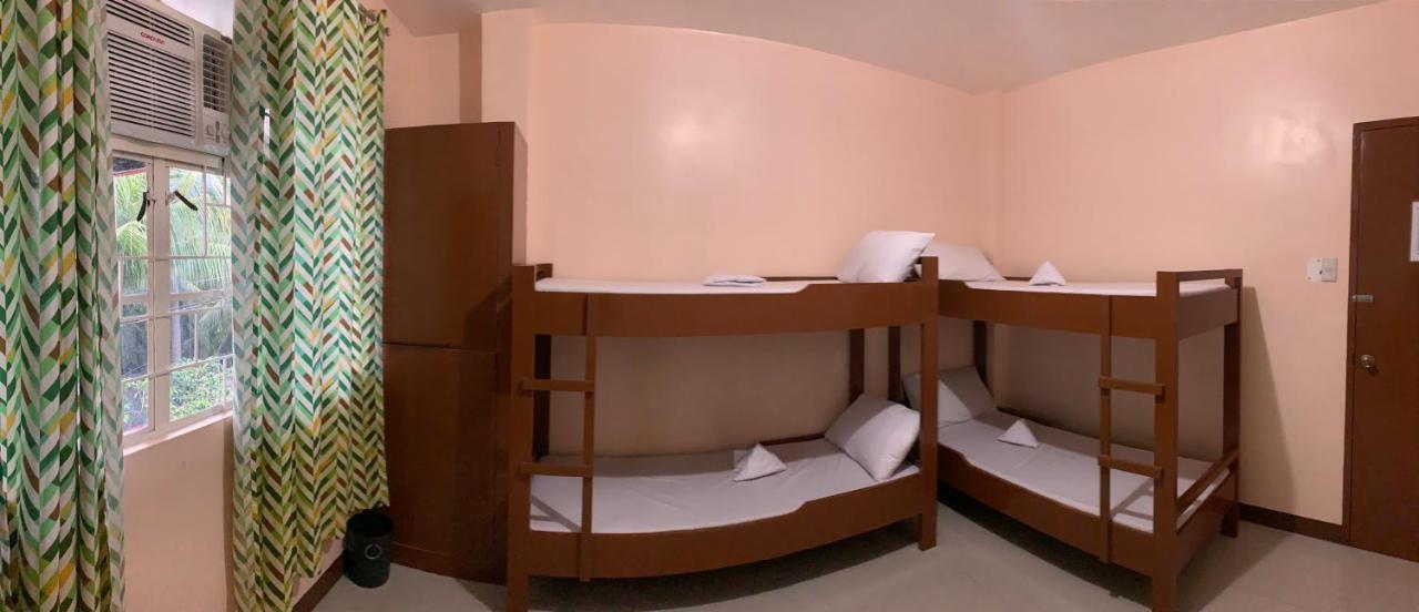 Brielles Travellers Inn Ταγκμπιλαράν Εξωτερικό φωτογραφία